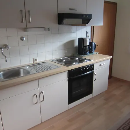 Inn Haus Am See - Und Ferienwohnung *