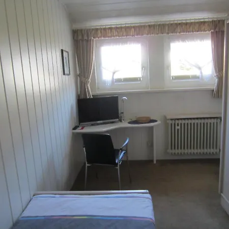 Haus Am See - Und Ferienwohnung Inn